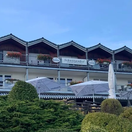 Schnuetgenhof *