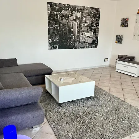 度假居 Schnuetgenhof 阿滕多恩